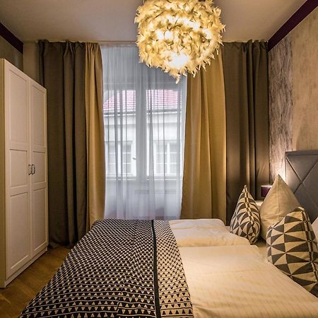 Unique Apt 250M From The Charles Bridge Praga Exterior foto