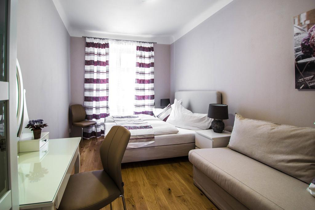 Unique Apt 250M From The Charles Bridge Praga Exterior foto
