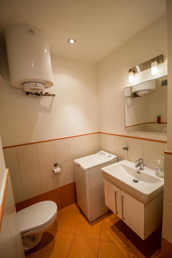 Unique Apt 250M From The Charles Bridge Praga Exterior foto
